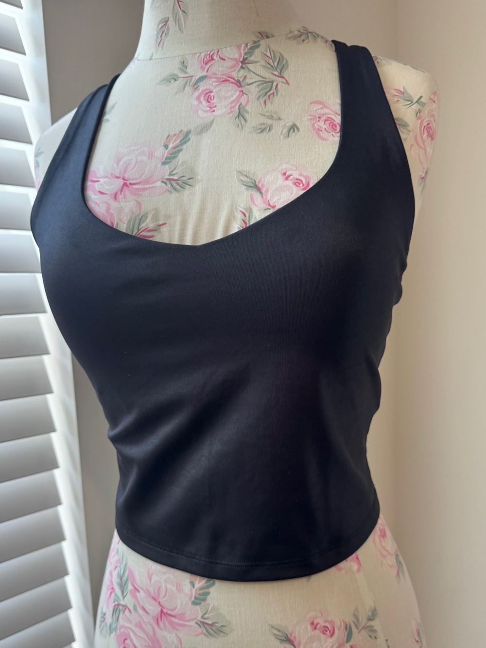 Fabletics Black Scoop Neck Tank